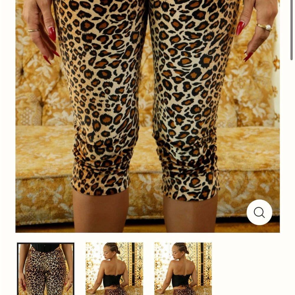 Leopard Print Capri Leggings